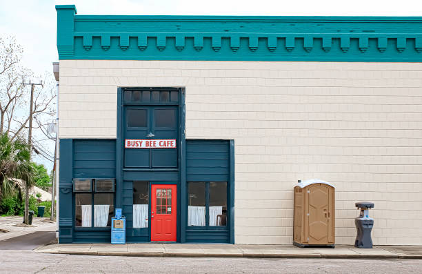 Best Portable bathroom rental  in Paxton, IL
